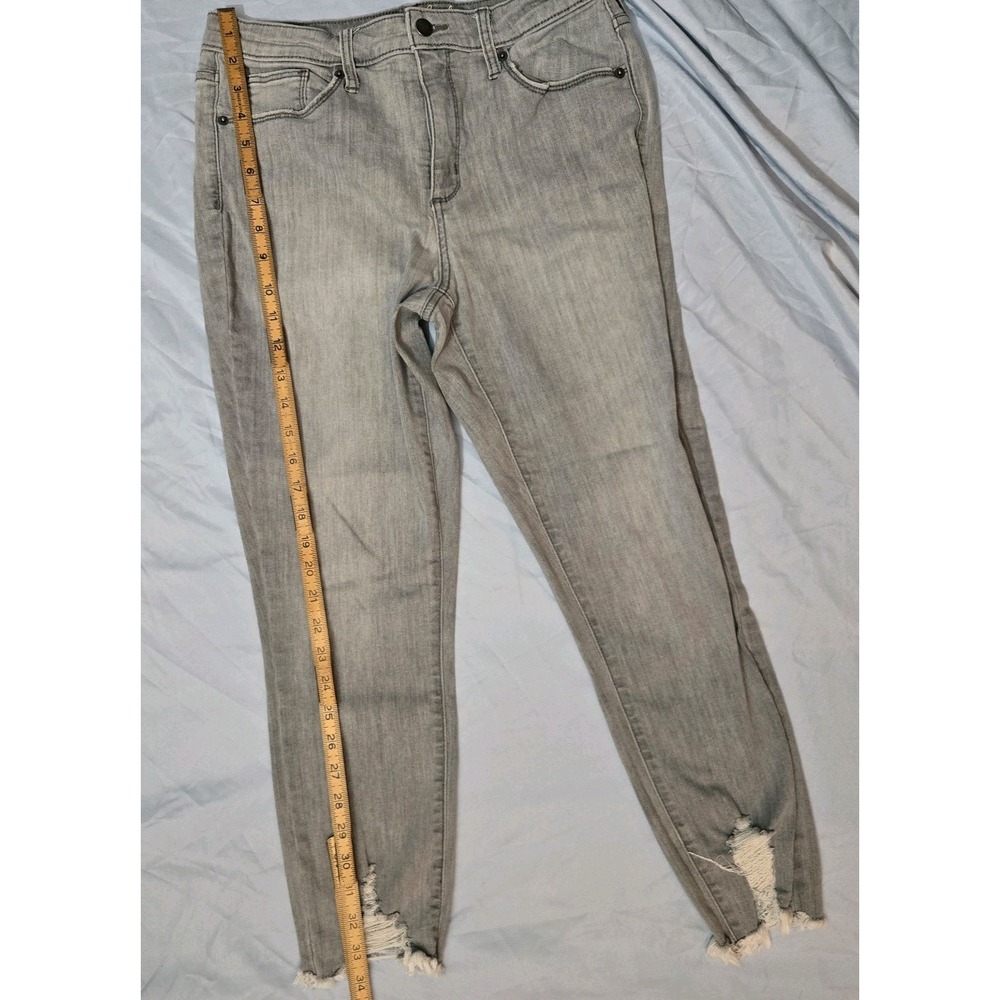 High Rise Skinny Grey Jeans Universal Thread Size 10/30R